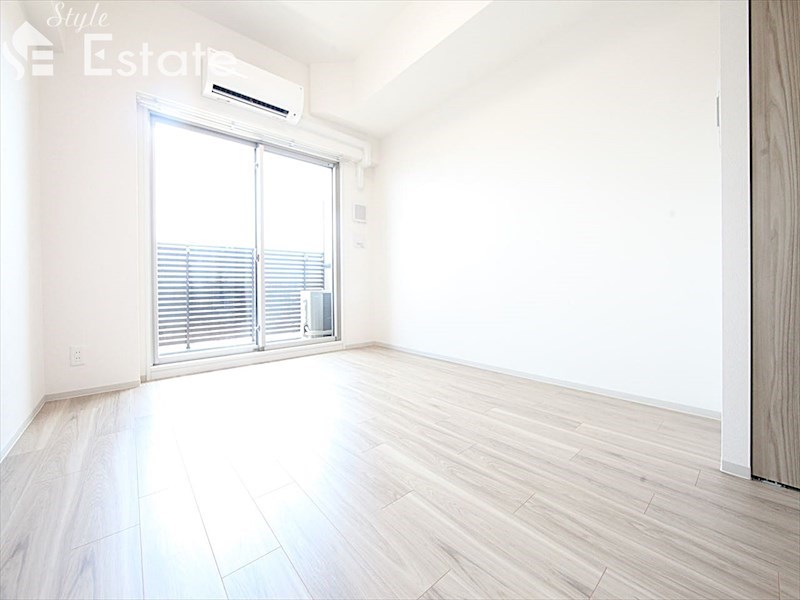 居室・リビング　内装