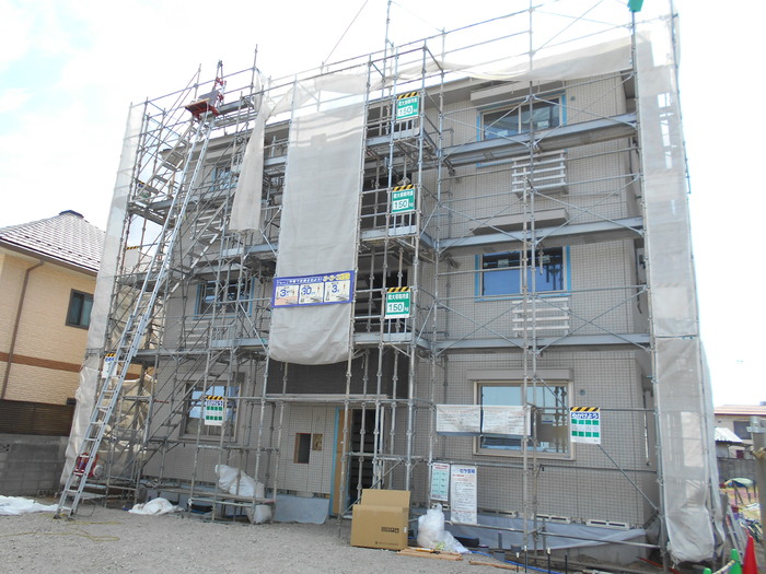 建物外観　外観（建設中）