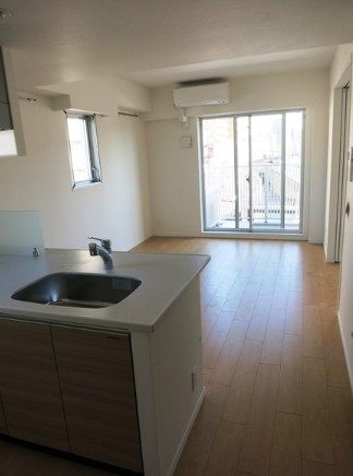 居室・リビング　☆明るい居室☆