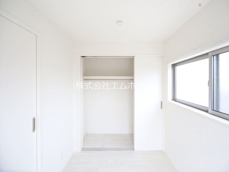 収納　クローゼット（収納充実してます）