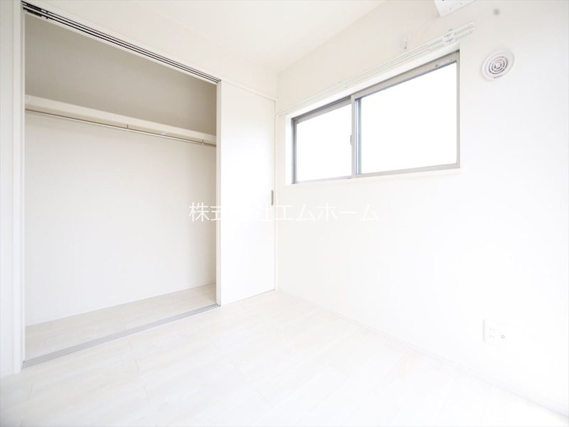 その他部屋・スペース　洋室3.7帖　クローゼット付（収納充実してます）