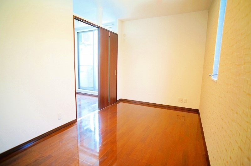 居室・リビング　別号室イメージ