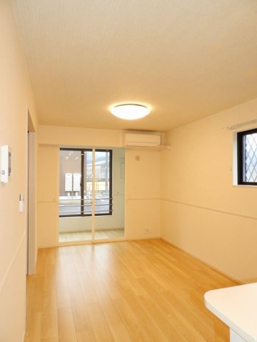 居室・リビング　使いやすいリビングです