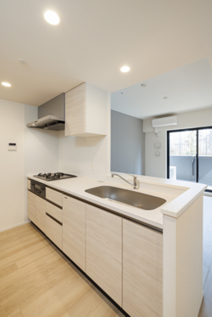 キッチン　※写真は同タイプ住戸です。