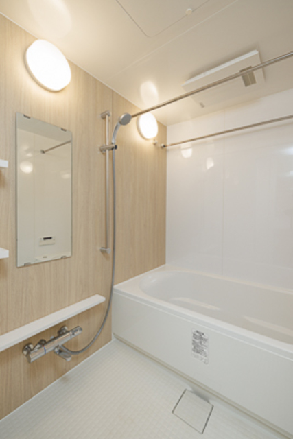 バス・シャワールーム　※写真は同タイプ住戸です。