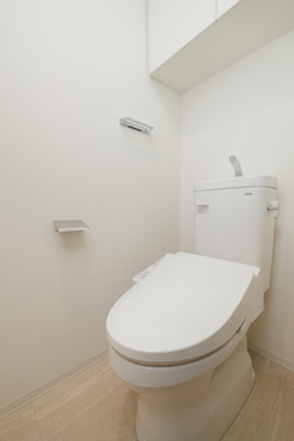 トイレ　※写真は同タイプ住戸です。