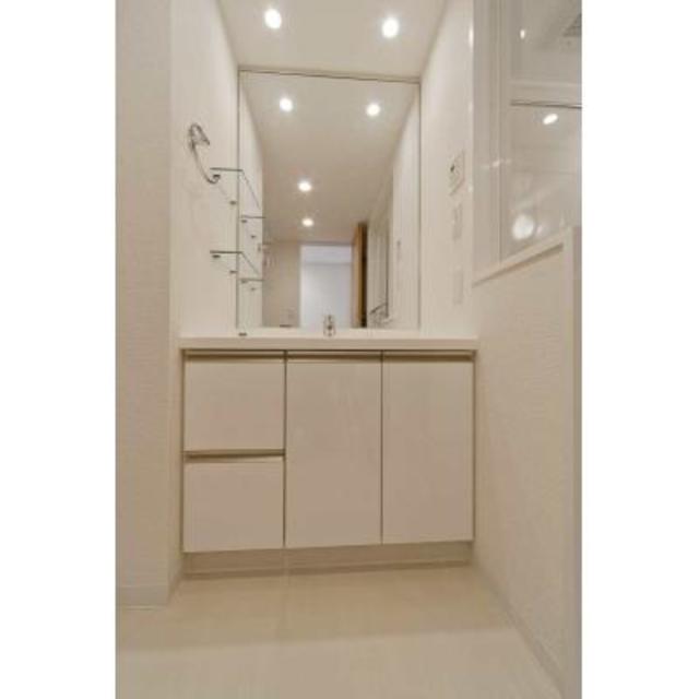 洗面設備　※写真は同タイプ住戸です。