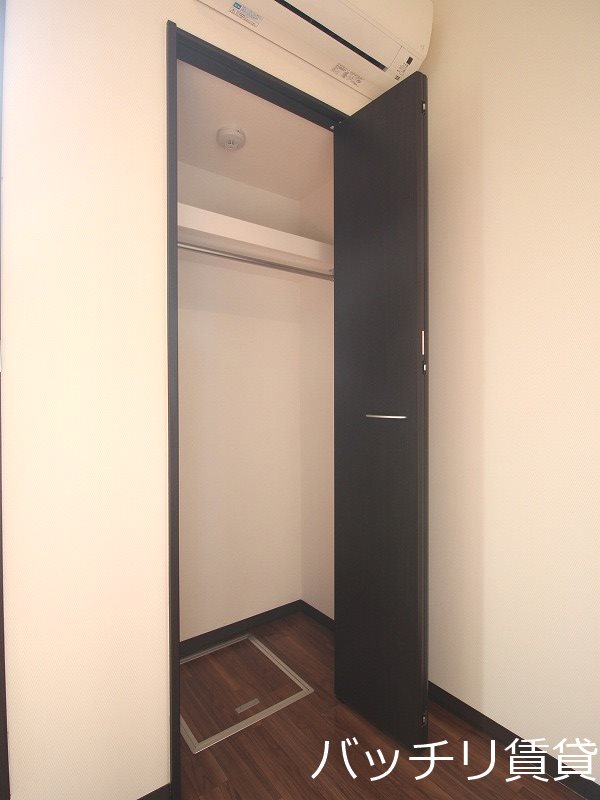 収納　画像は同型イメージの為、現況を優先いたします。