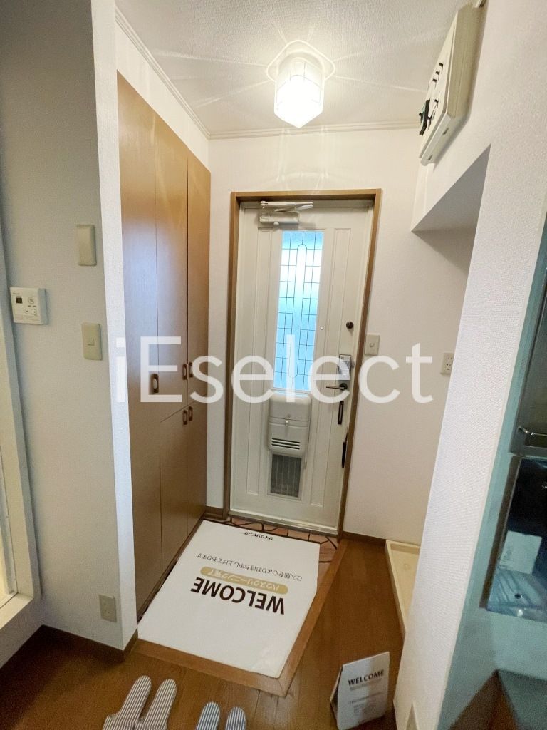 玄関　シューズボックス付きの玄関！