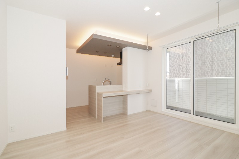 居室・リビング　図面と現状に相違がある場合には現状を優先