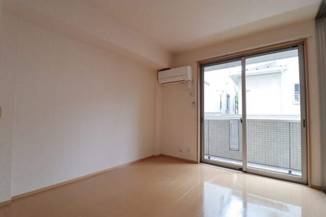 居室・リビング　居室　９帖