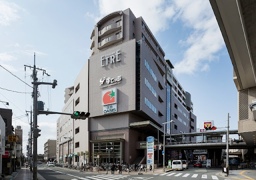 ショッピングセンター　エトレとよなか（ショッピングセンター）まで836m