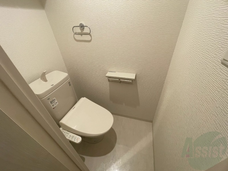 トイレ　ウォシュレット機能がついたトイレ。安心して使用できますね。