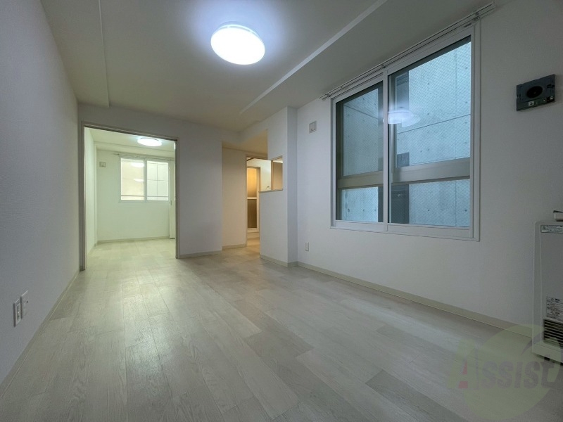 居室・リビング　広くてキレイなお部屋が広がっていて、充実した生活が送れそう。