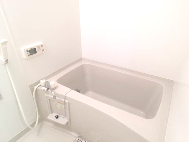 バス・シャワールーム　浴室