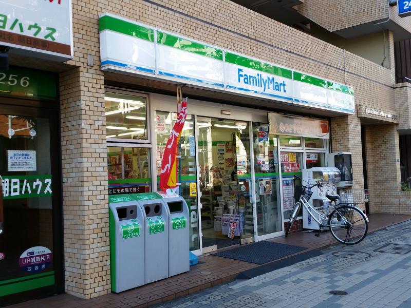 コンビニ　ファミリーマート 門前仲町一丁目店（コンビニ）まで379m