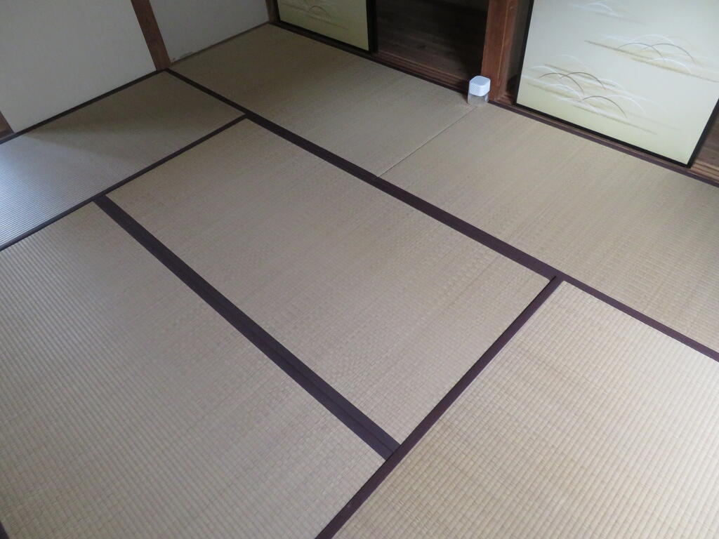 ＪＲ横須賀線 鎌倉駅 徒歩7分 2階建 築53年の居間写真