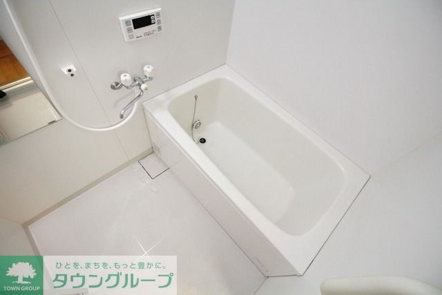 バス・シャワールーム　★追い焚き機能付きバスルーム★
