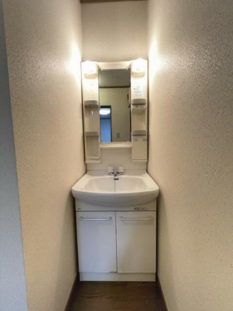 洗面設備　※別部屋の参考写真