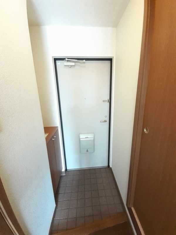 玄関　図面と現状に相違がある場合には現状を優先
