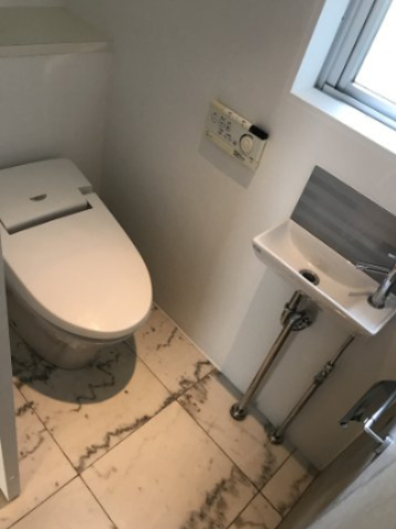 トイレ　別部屋参考写真