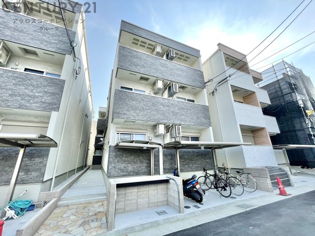 建物外観　安心のオートロック付きです♪