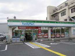 コンビニ　ファミリーマート豊中大黒町店（コンビニ）まで248m