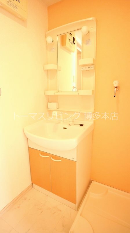 洗面設備　※別号室の参考写真になります。