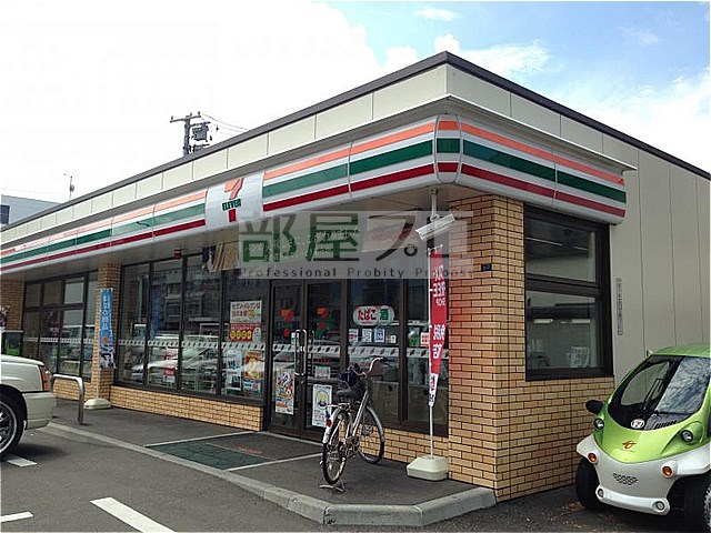 コンビニ　セブンイレブン札幌南4条店（コンビニ）まで488m
