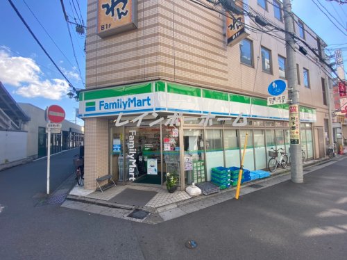 コンビニ　ファミリーマート　春日部駅西口店（コンビニ）まで4955m