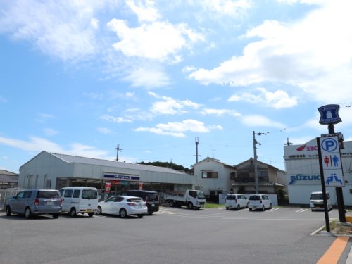 コンビニ　ローソン 奈良佐紀町店（コンビニ）まで1746m