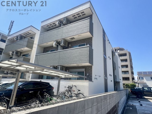 建物外観　オートロック付きで安心！