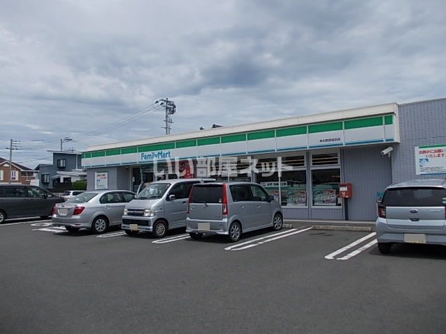 コンビニ　ファミリーマート 串木野西塩田店（コンビニ）まで542m