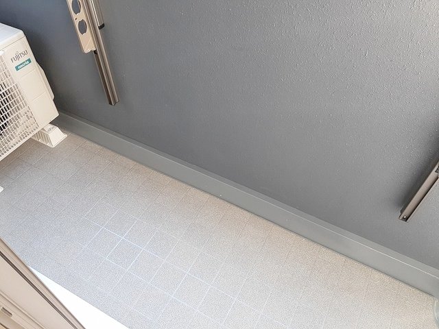 バルコニー　暖かな日差しのふりそそぐバルコニー♪