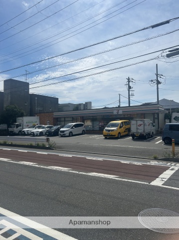 コンビニ　セブン－イレブン藤沢鵠沼海岸５丁目店（コンビニ）まで286m