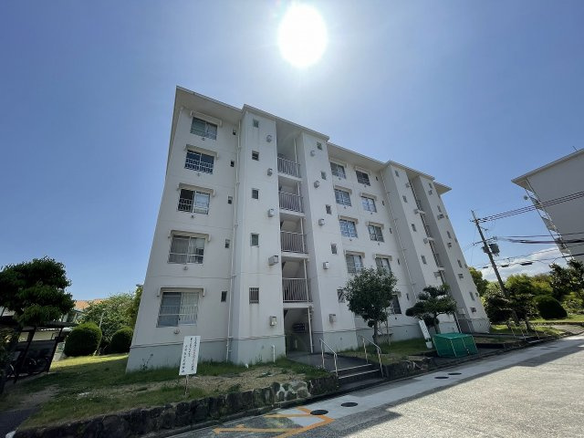 建物外観　敷地内に駐輪場あります！