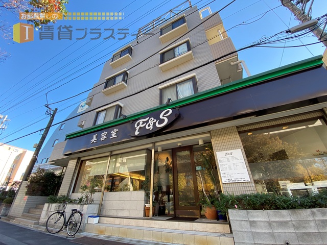 建物外観　構造面で安心。近くに病院があって安心。