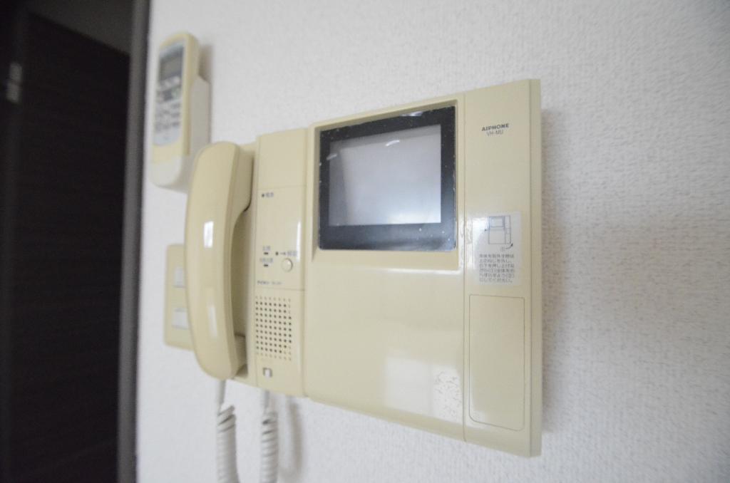 セキュリティ　カメラ付インターホン