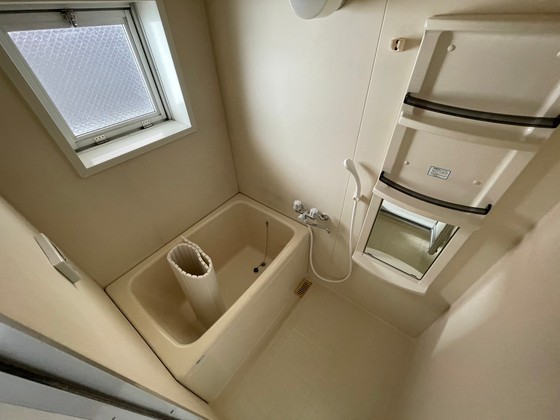 バス・シャワールーム　※別部屋のお写真です
