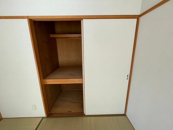 収納　※別部屋のお写真です