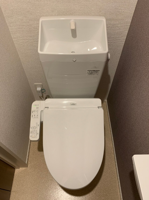 トイレ　同型写真