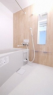 バス・シャワールーム　綺麗なお風呂で1日の疲れを癒してください！