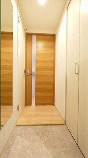 玄関　スッキリとした広々玄関です♪