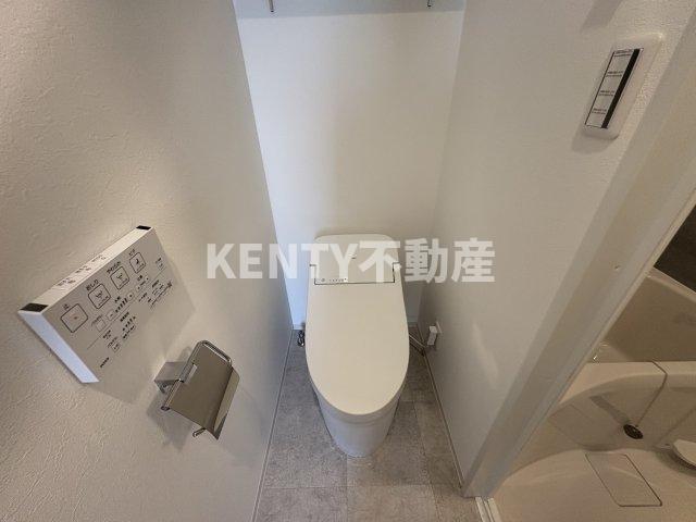 トイレ　シンプルで使いやすいトイレです