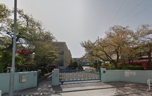 小学校　名古屋市立 穂波小学校（小学校）まで664m