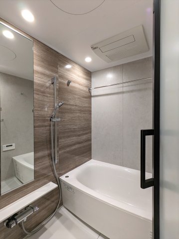 バス・シャワールーム　※同物件別住戸の写真を参考に掲載しております。