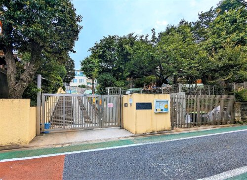 幼稚園・保育園　文京区立駒込保育園（幼稚園・保育園）まで469m