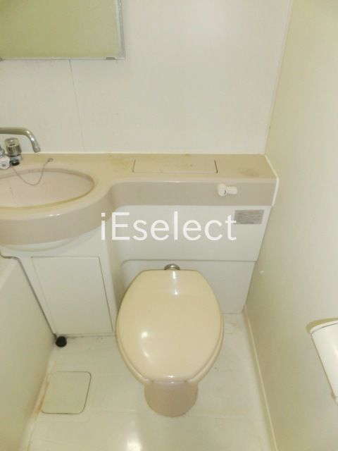トイレ　バス内のトイレ