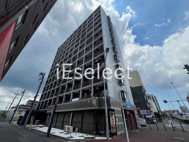 建物外観　オートロック付マンション。