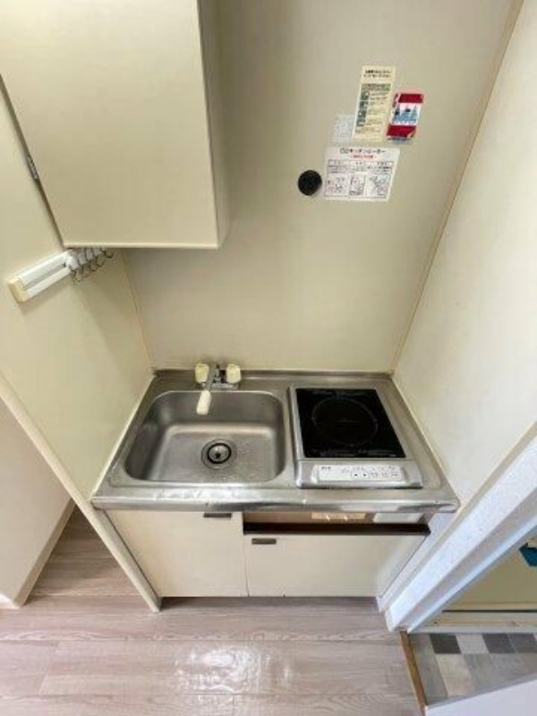 キッチン　同物件別室写真